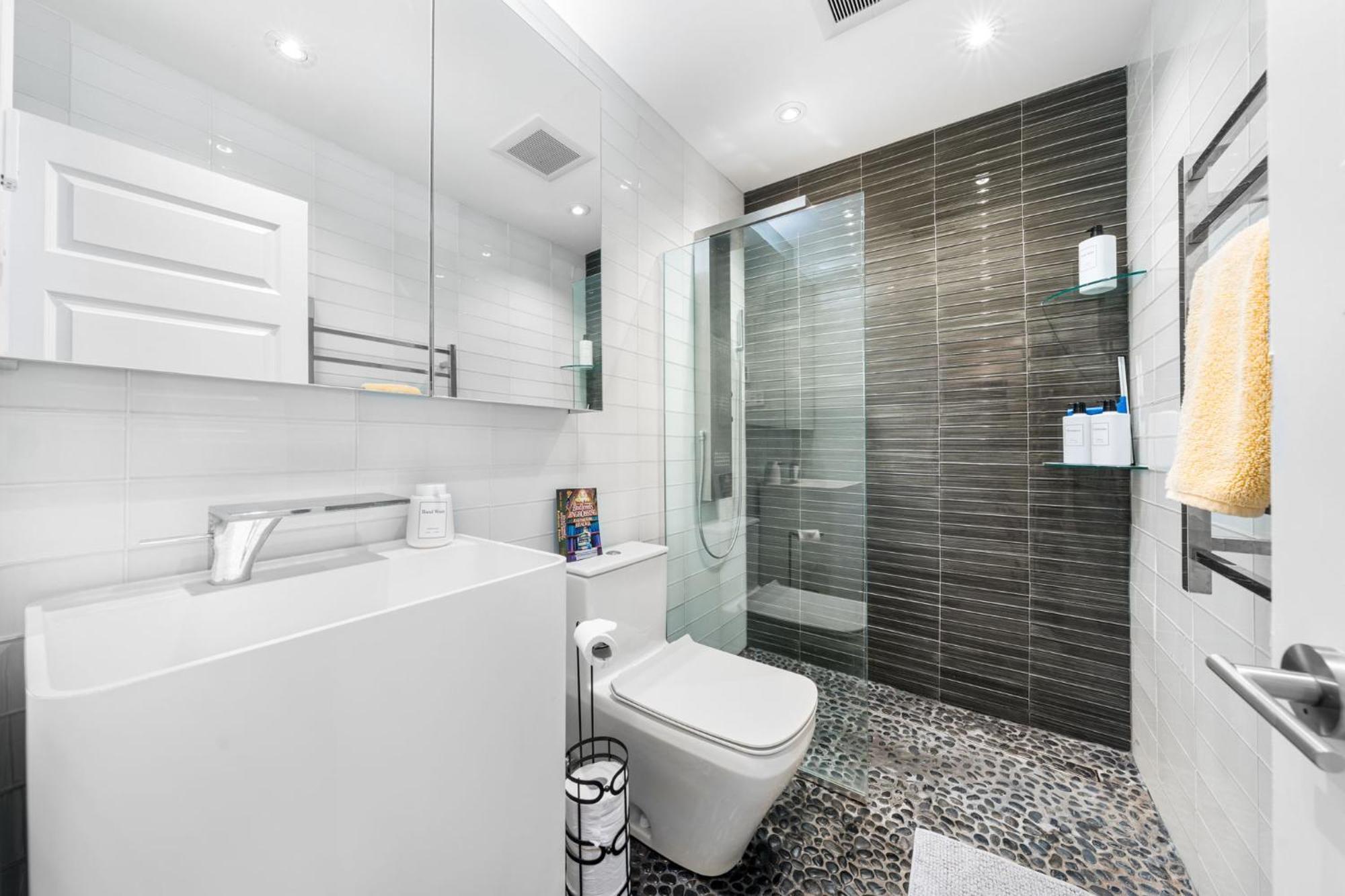 Waterfront Anglesea family retreat *