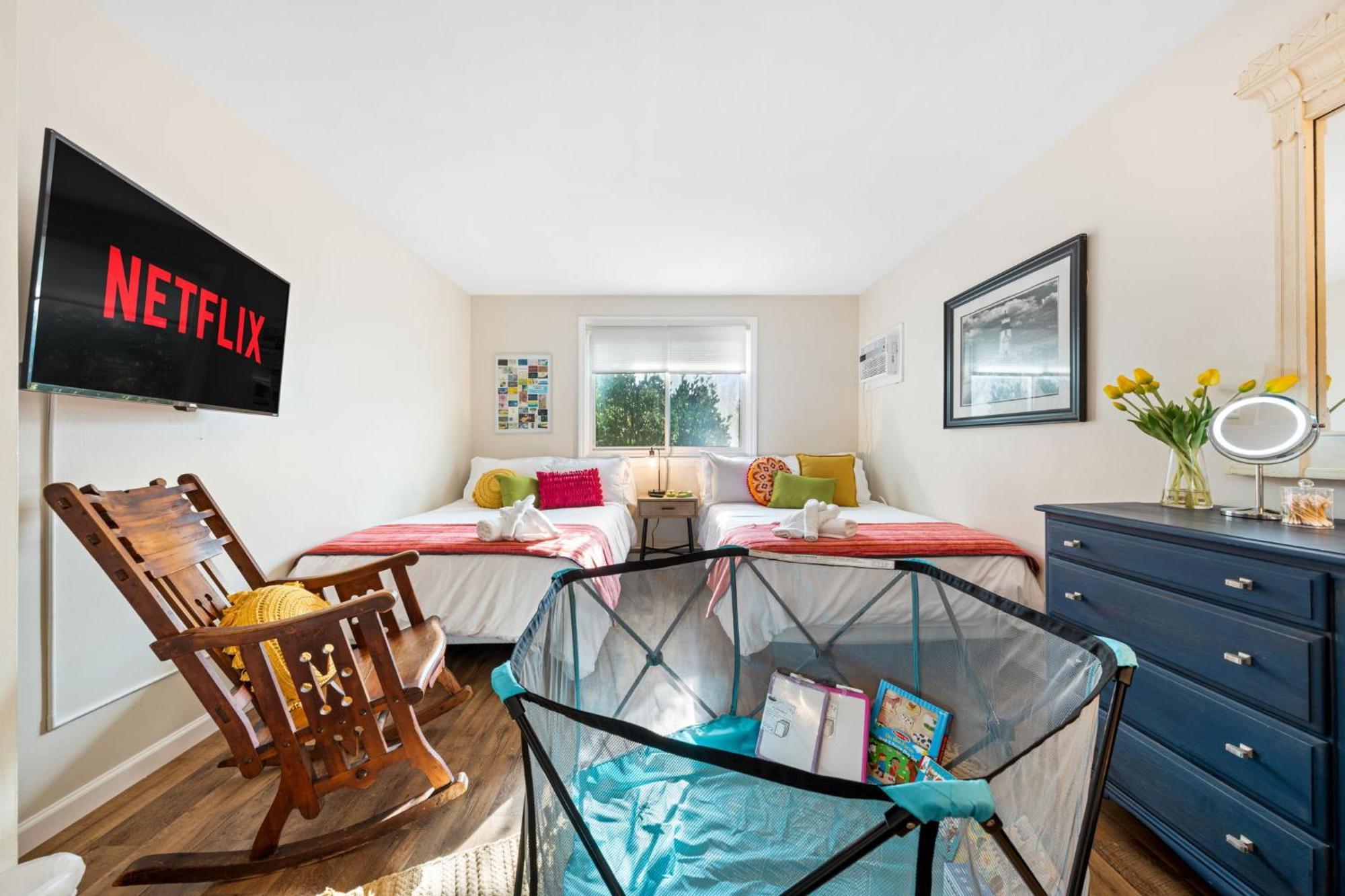 Waterfront Anglesea family retreat North Wildwood